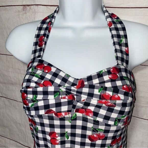 Hot Topic | Cherry Gingham Short Swimsuit | Size S/M - Picture 5 of 11